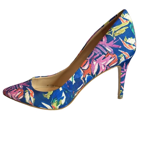 Jessica Simpson | Shoes | Jessica Simpson Floral Pink Blue White Purple  Pumps 4 Heels Pointed Toe Size 8 | Poshmark